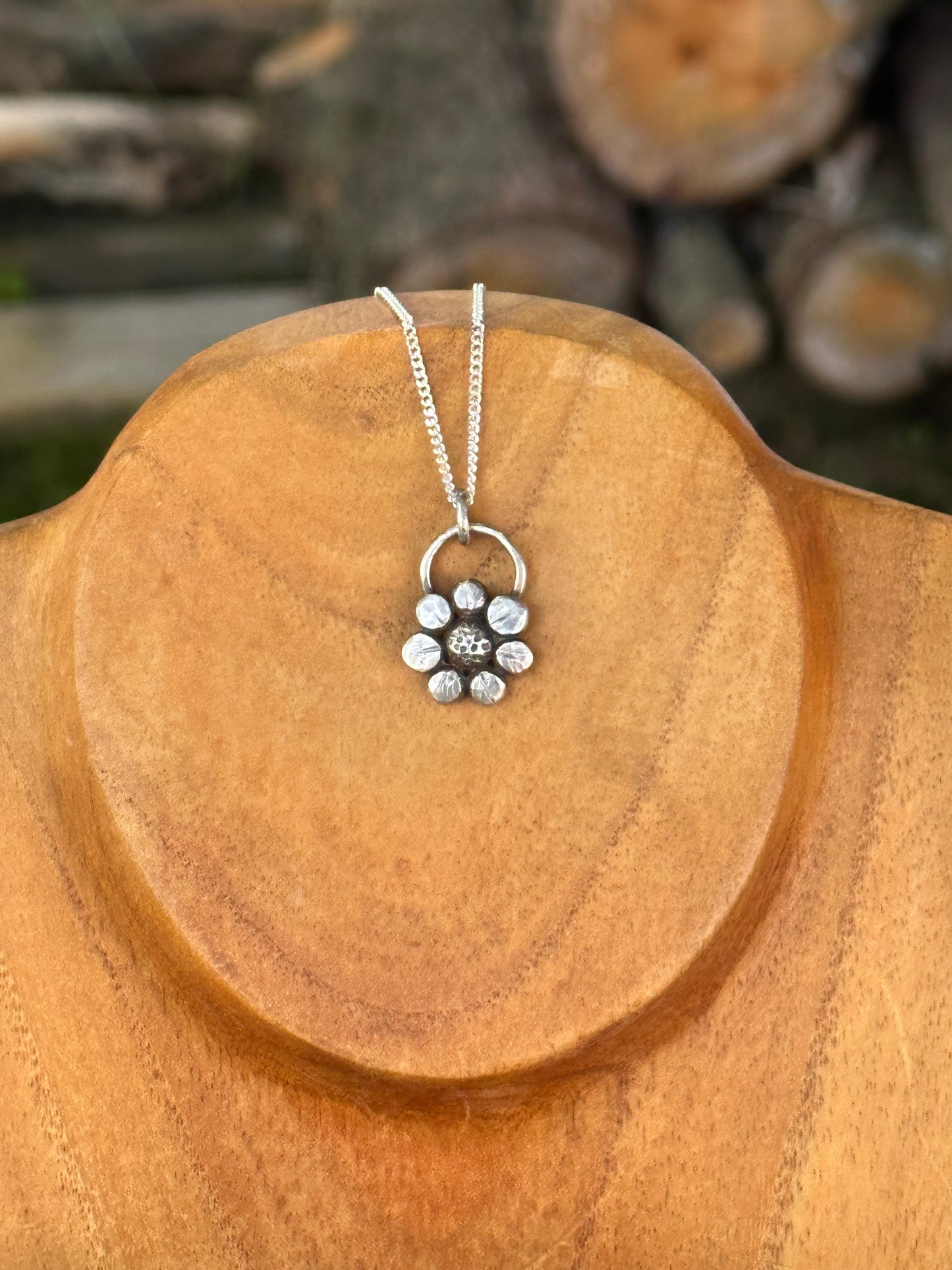 Daisy Pendant