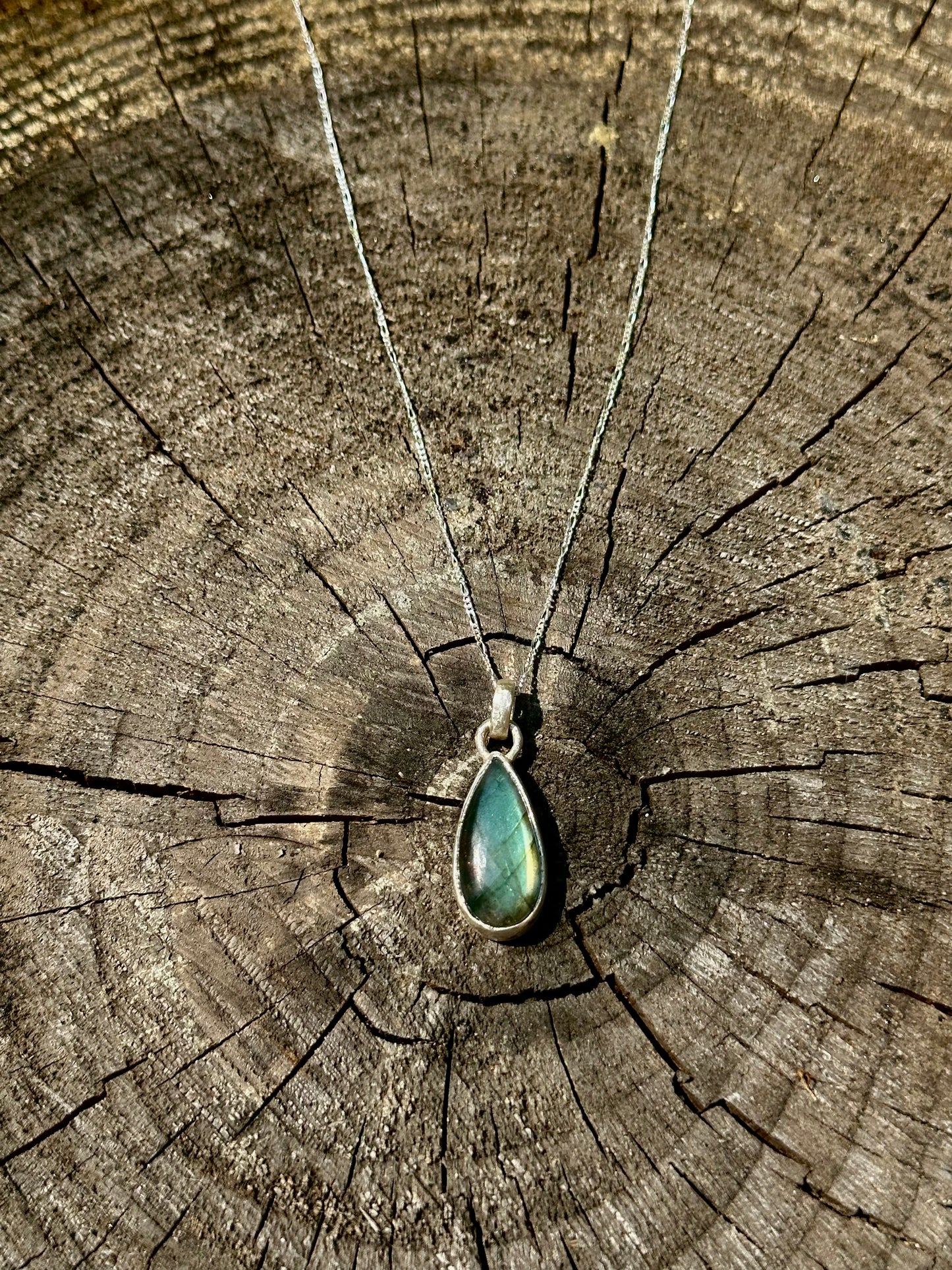 labradorite necklace