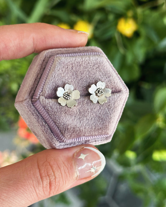 Primrose Studs | Silver