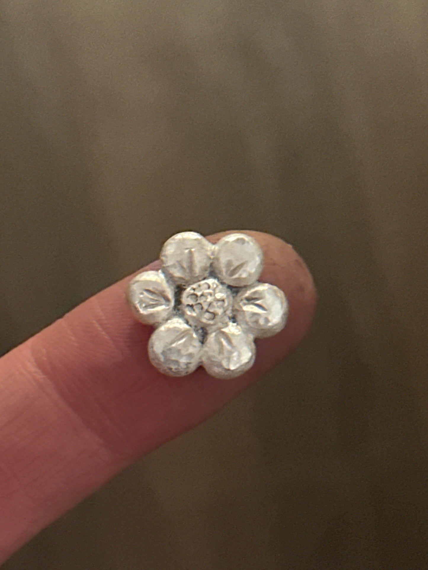 Flower Pendant | Large | Daisy