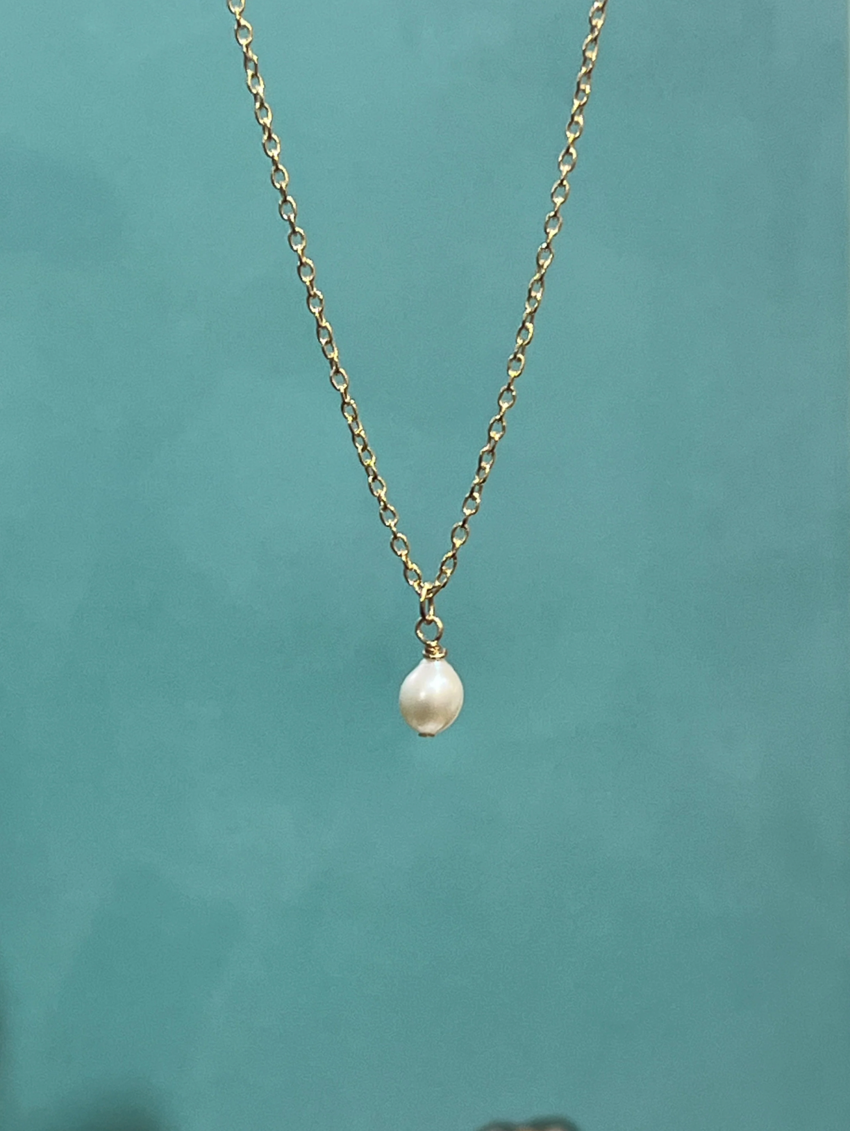 Single Pearl Necklace | Gold